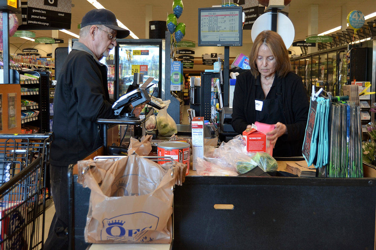 sequim qfc to stop offering single use plastic bags peninsula daily news stop offering single use plastic bags