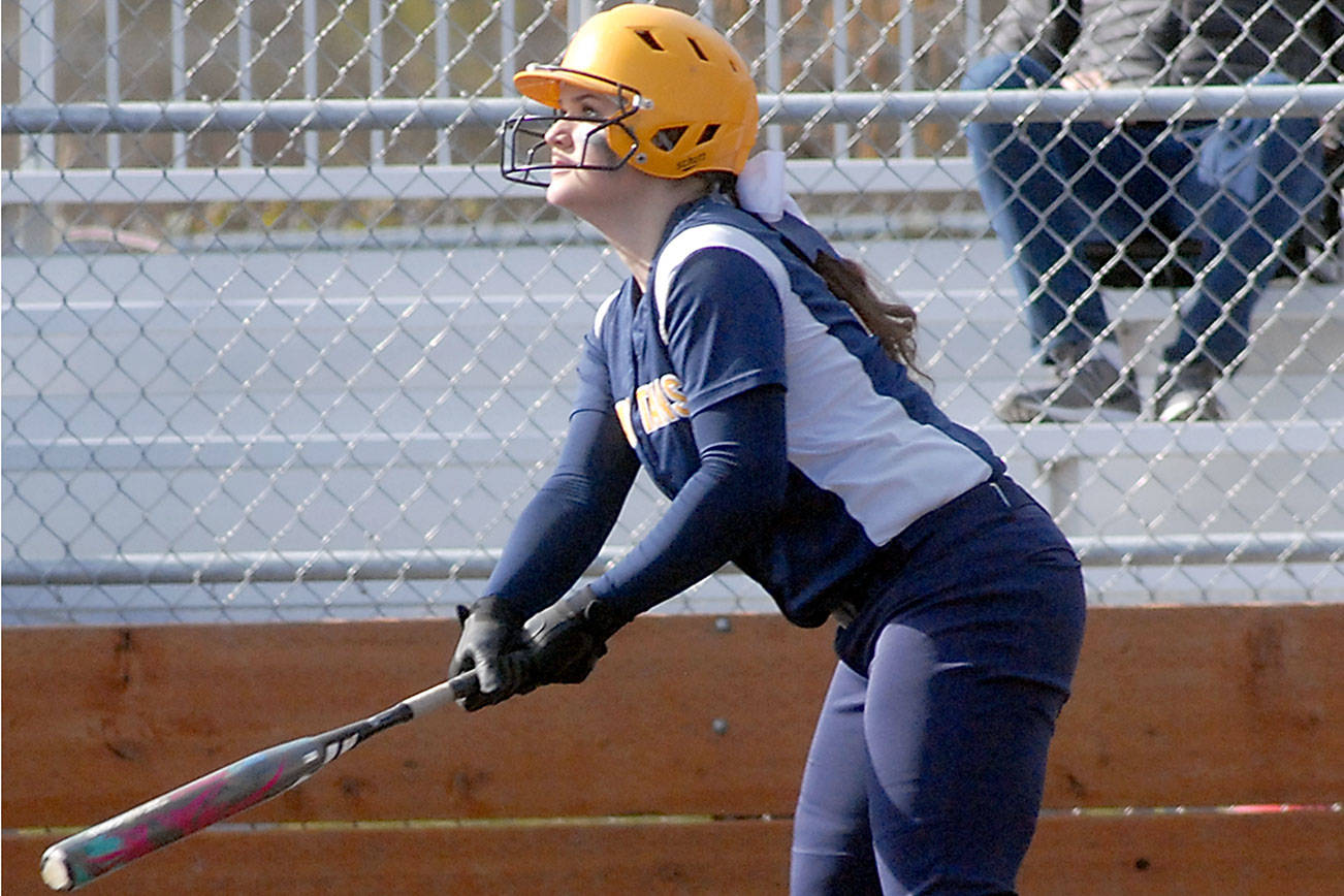 SOFTBALL: Forks slugs past Class 3A Seattle Prep