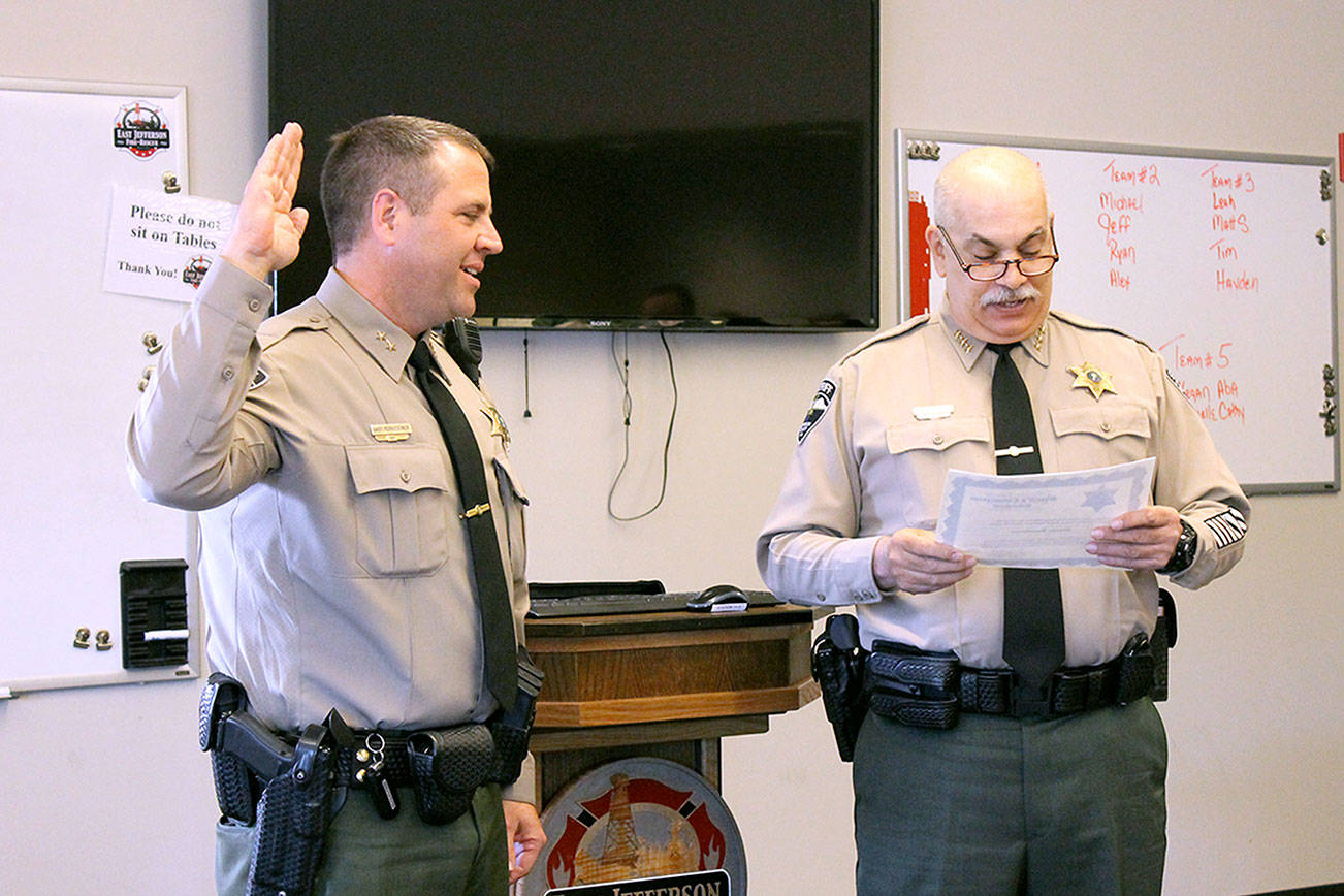 PHOTO: Jefferson County undersheriff sworn in