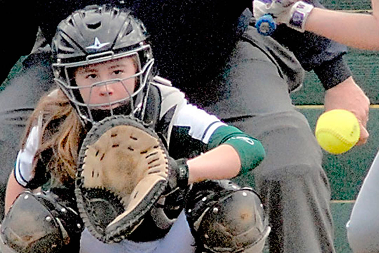 PREP SOFTBALL: Freshman Smithson fits in for Port Angeles