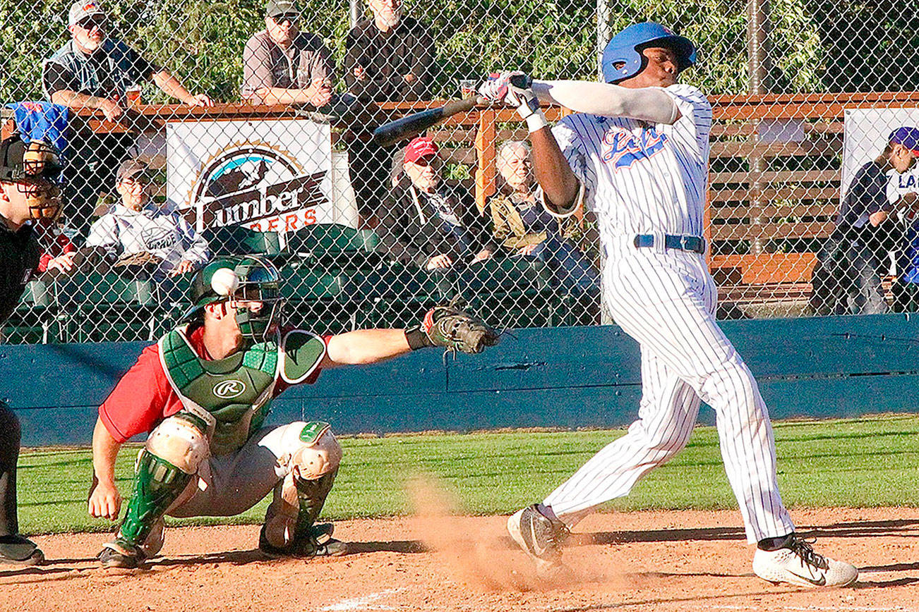 LEFTIES: Bats shut down in loss against AppleSox