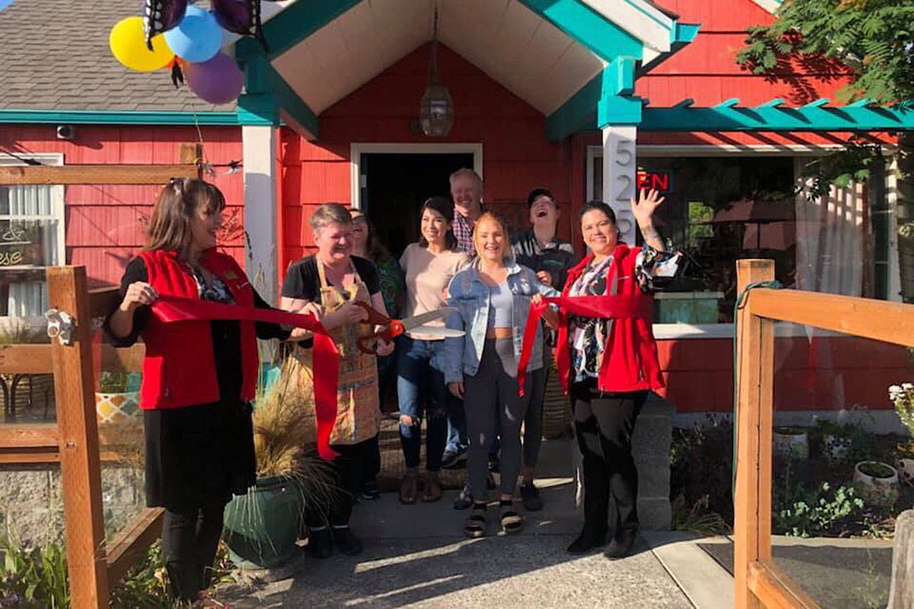 PHOTO: Ribbon-cutting ceremony held for Common Grounds in Port Angeles