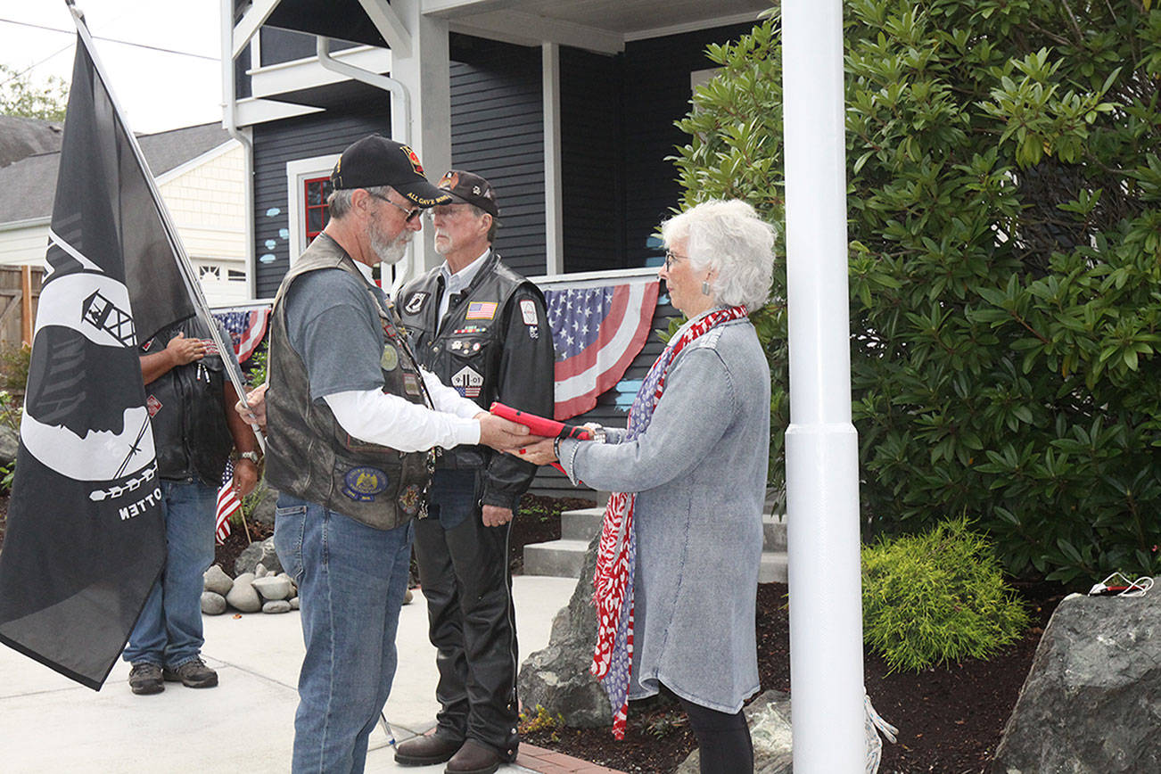 Gold Star mother given KIA flag in special ceremony in Port Angeles