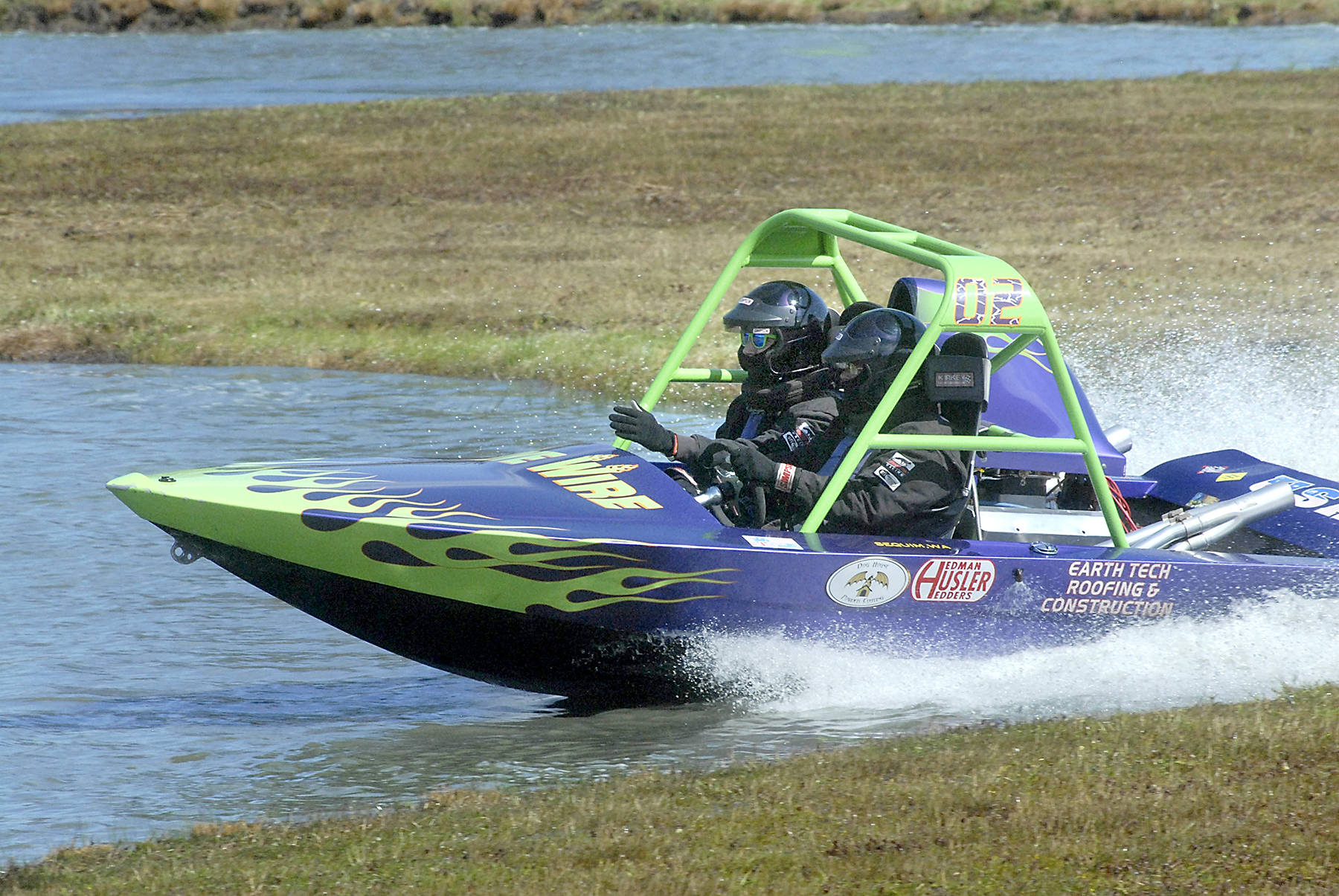 SPRINT BOATS Racing helps build bond for Live Wire father/son drive