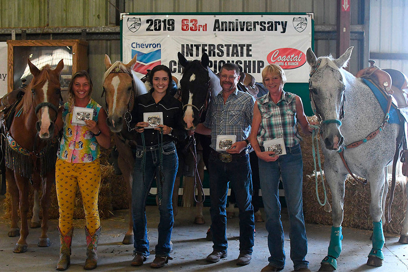 HORSEPLAY: Local riding team wins big at interstate competition