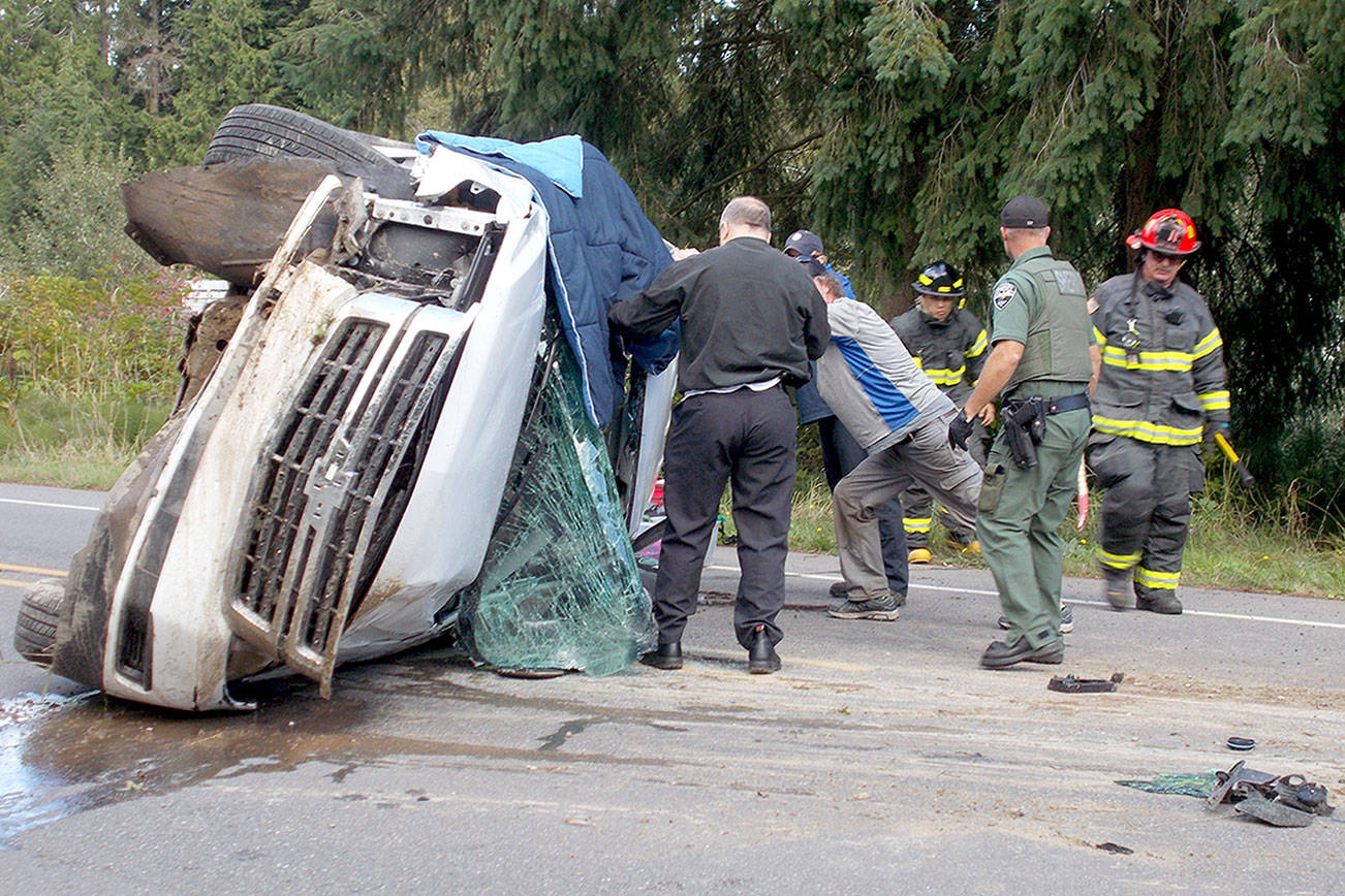 No serious injuries in Port Ludlow rollover wreck