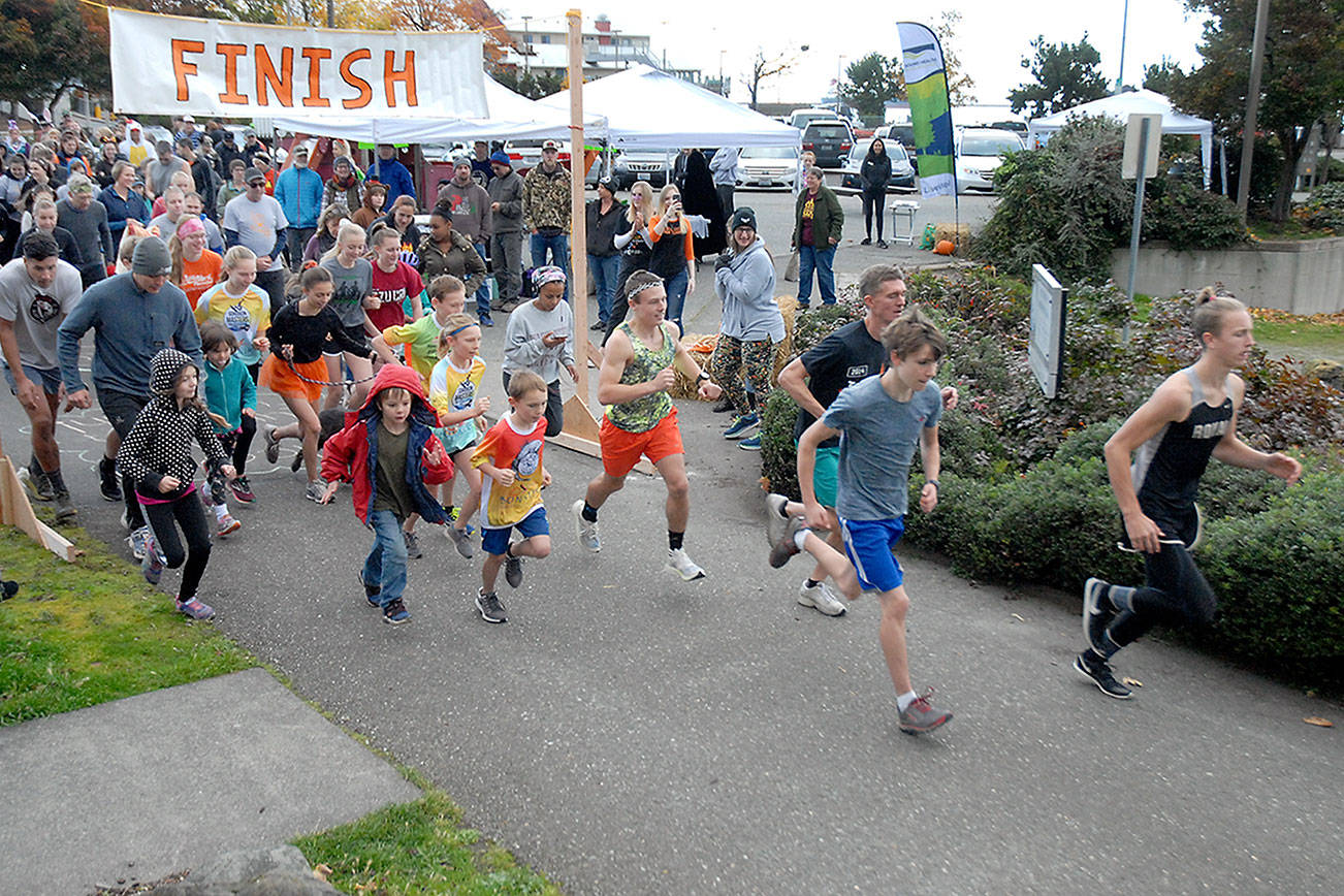 Pumpkin Fun Run raises spirits, scholarship funds