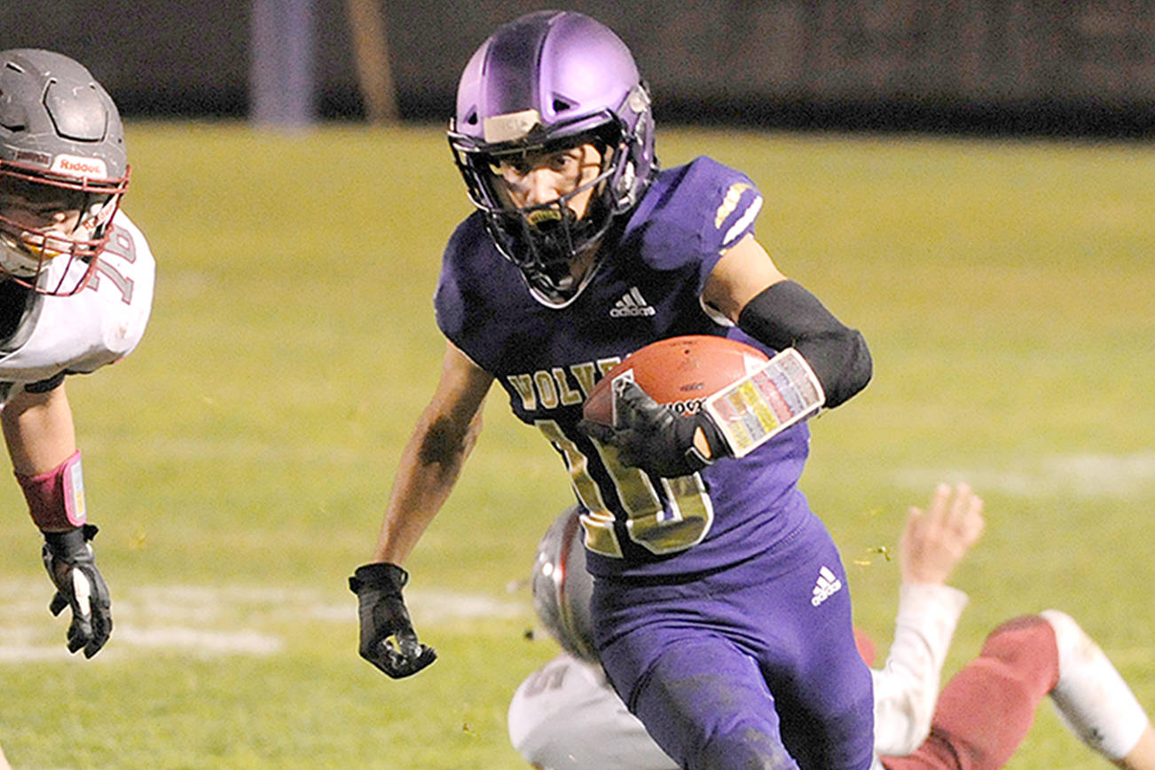 PREP FOOTBALL PICKS: Sequim facing tough task against speedy River Ridge