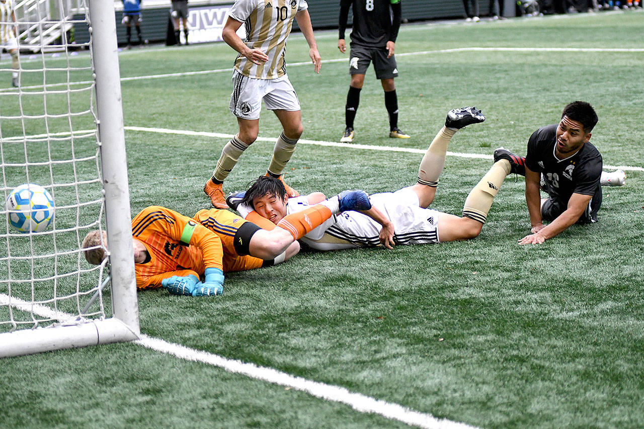 Photo courtesy of Peninsula College The Pirates’ Chunghwan Lee heads in a goal in the first half against Tacoma in the NWAC championship match on Sunday. Peninsula and Tacoma ended up tied 1-1 and the championship match was decided in penalty kicks, which Peninsula won 3-1 (on goals by Yuya Yamamoto, Mason Haubrich and Edgar Tavares). It is Peninsula’s first men’s soccer title since 2015.