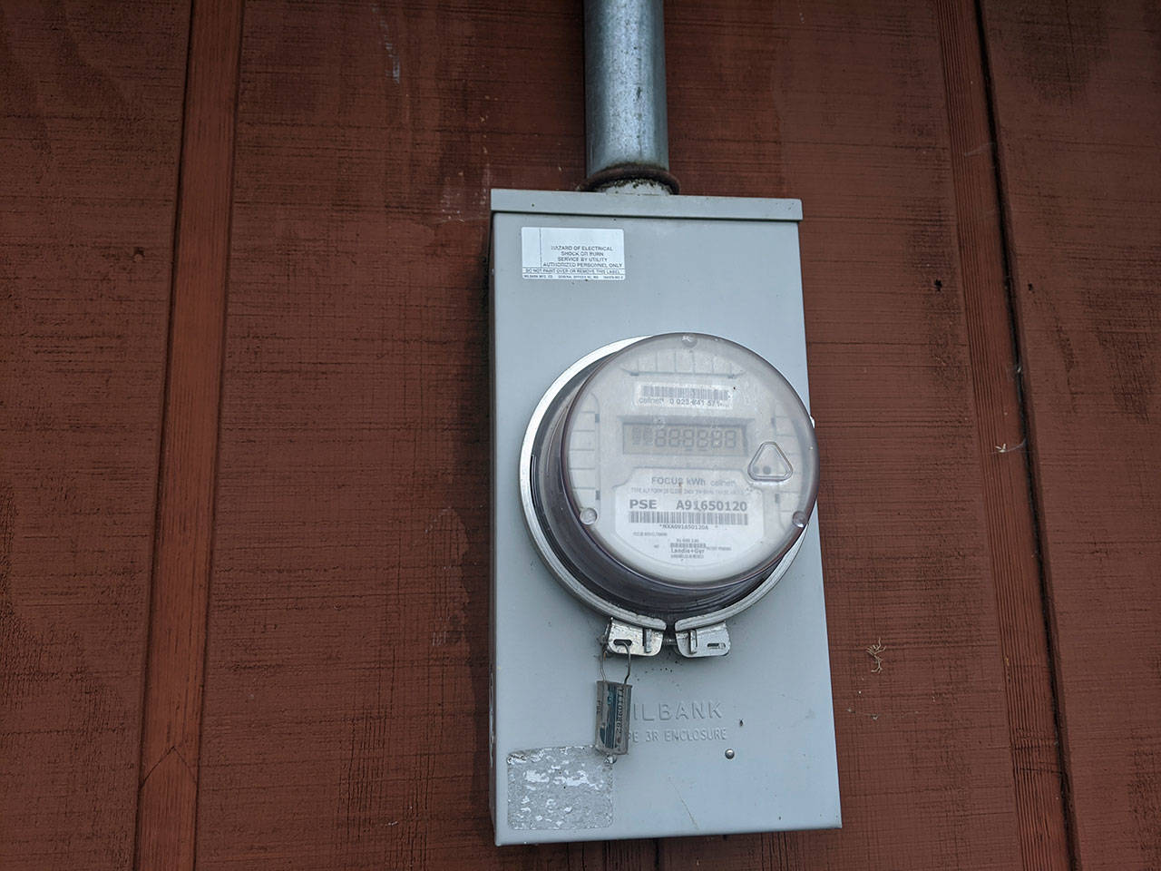 The Jefferson County Public Utility District’s current Automatic Meter Reading (AMR) meter transmits data about electrical usage via radio frequencies, and now customers have the option of being able to opt-out and use a non-transmitting meter. (Zach Jablonski/Peninsula Daily News)