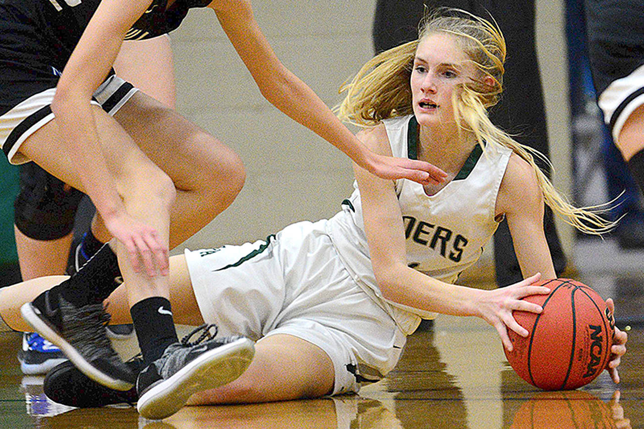 PREP BASKETBALL: Riders in control from opening tip