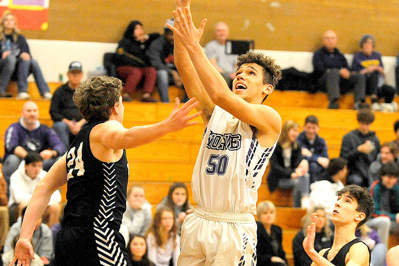 PREP BASKETBALL: Sequim boys hold off Central Kitsap 57-55