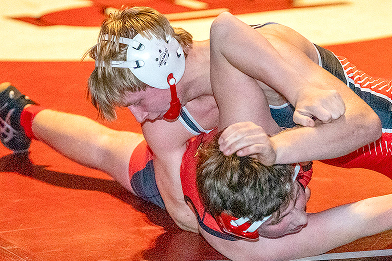 PREP WRESTLING: Port Townsend ‘humble’ in dominant dual-meet wins