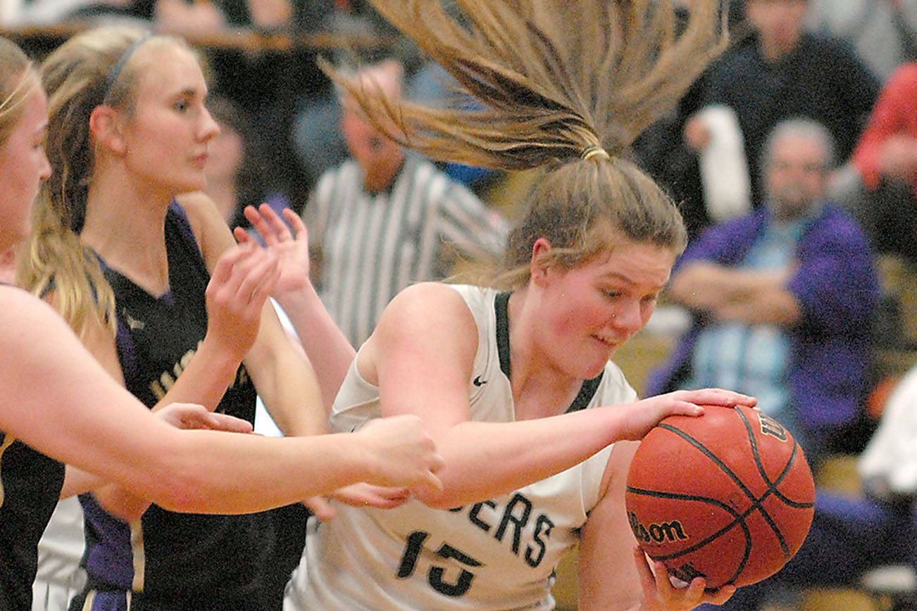 GIRLS BASKETBALL: Riders claim league title against Sequim