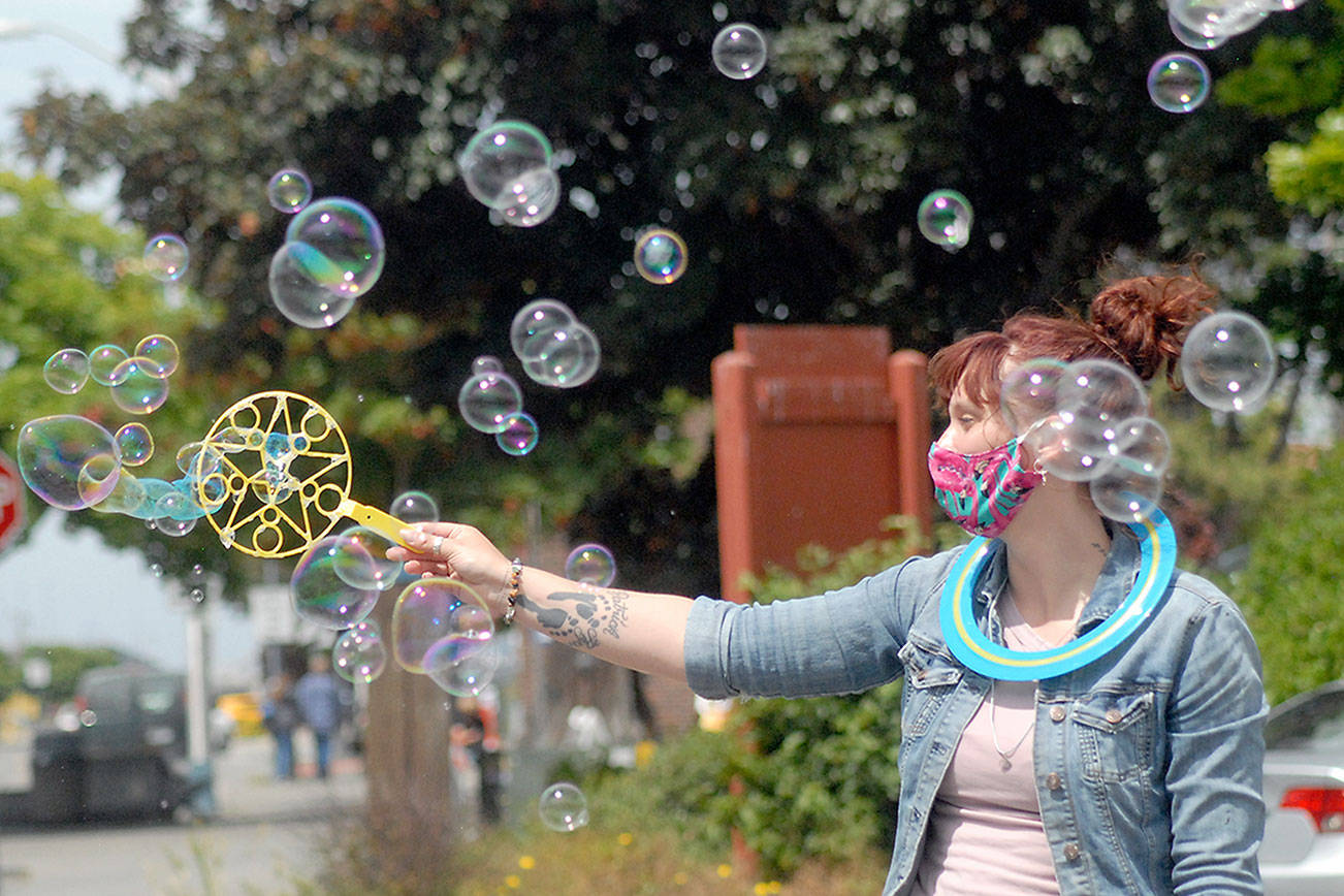 Bubbles on the pier