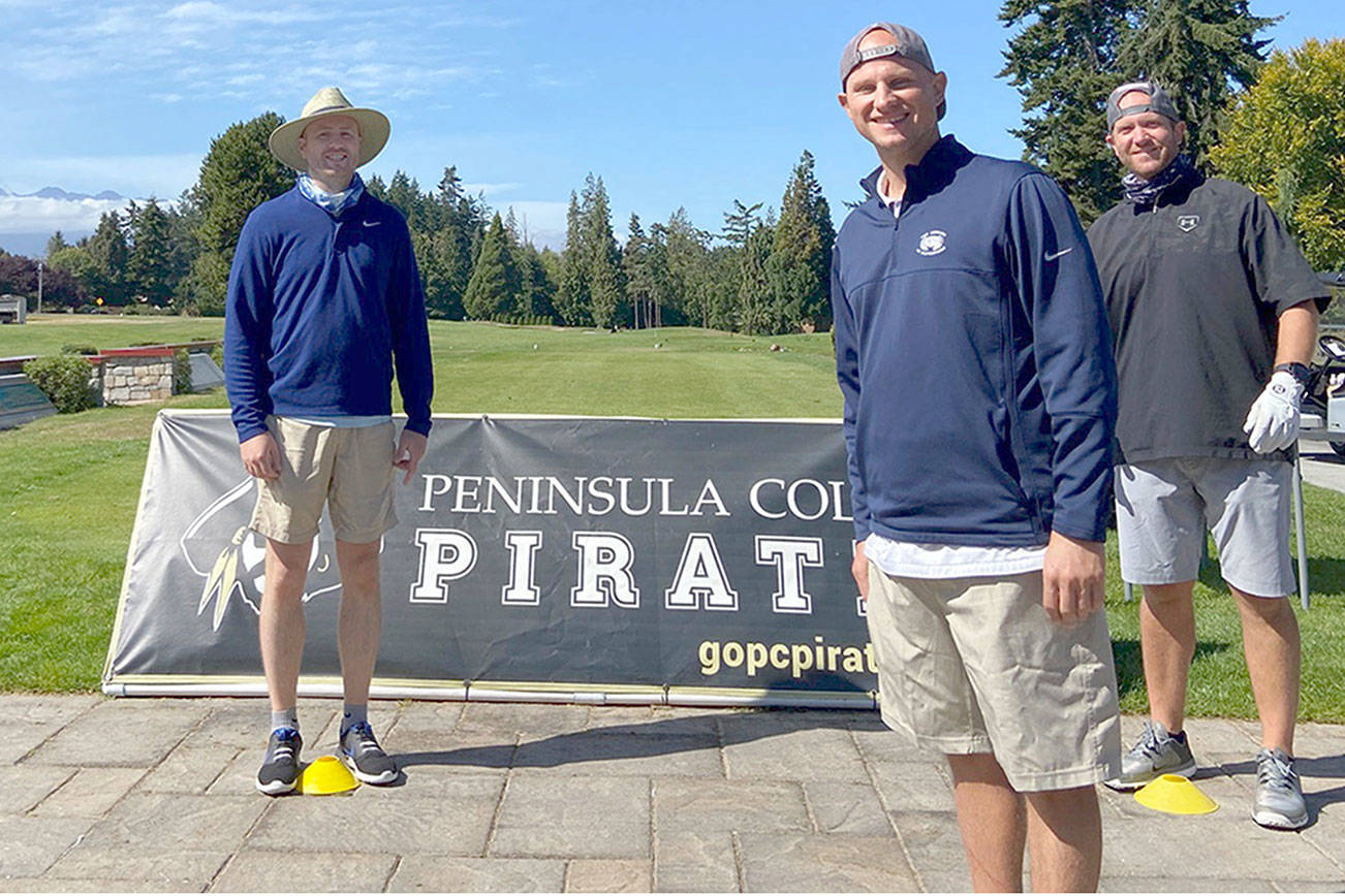 GOLF: Freeman returns, claims Pirate golf title