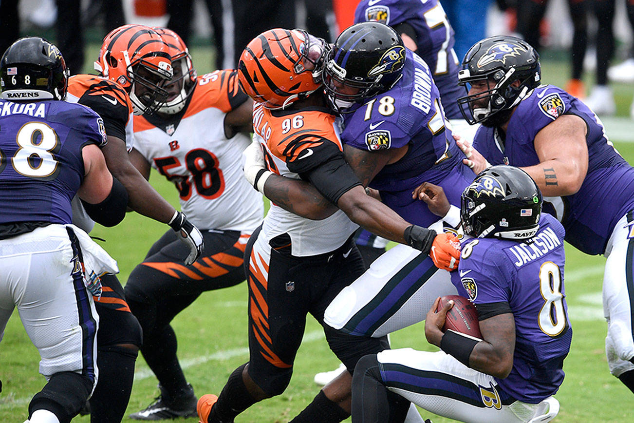 PHOTOS: Browns sweep Bengals with 37-34 win in Cincinnati