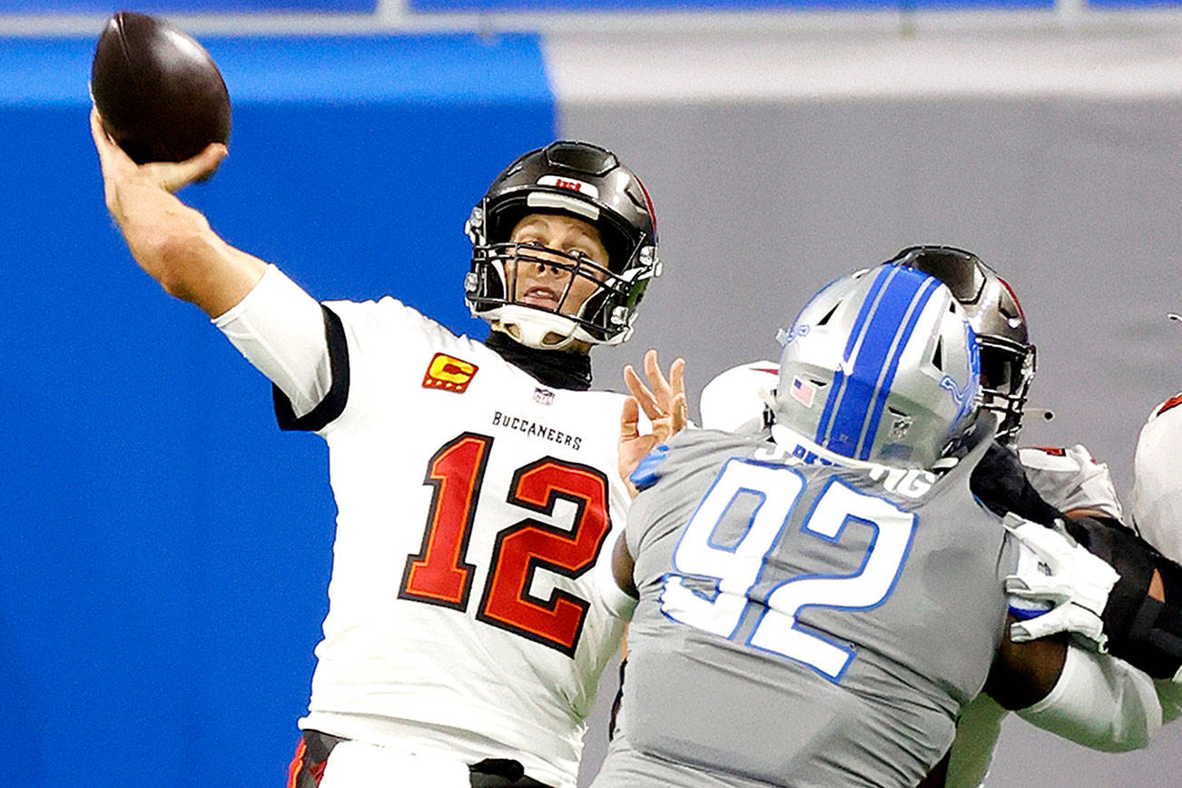 Tampa Bay Buccaneers 47-7 Detroit Lions: Tampa Bay end 13-year