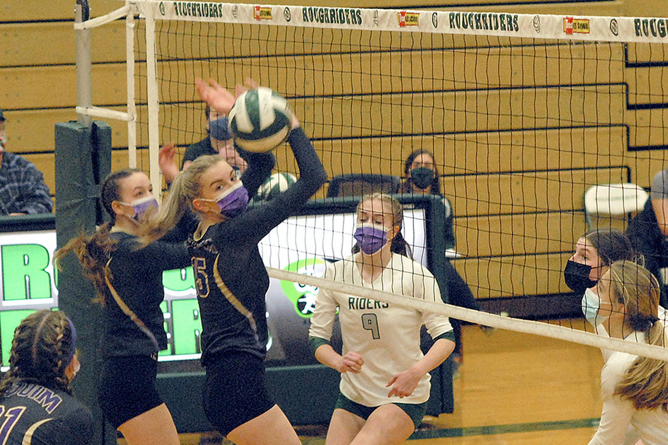 Keith Thorpe/Peninsula Daily News
Sequim's Amanda Weller and Kendall Hastings, at the net, look to teammate Kalli Wiker, lower left, for assistance as Port Angeles' Samantha Robbins, Ava Brenkman and Lillian Halberg look on during Saturdays match at Port Angeles High School.