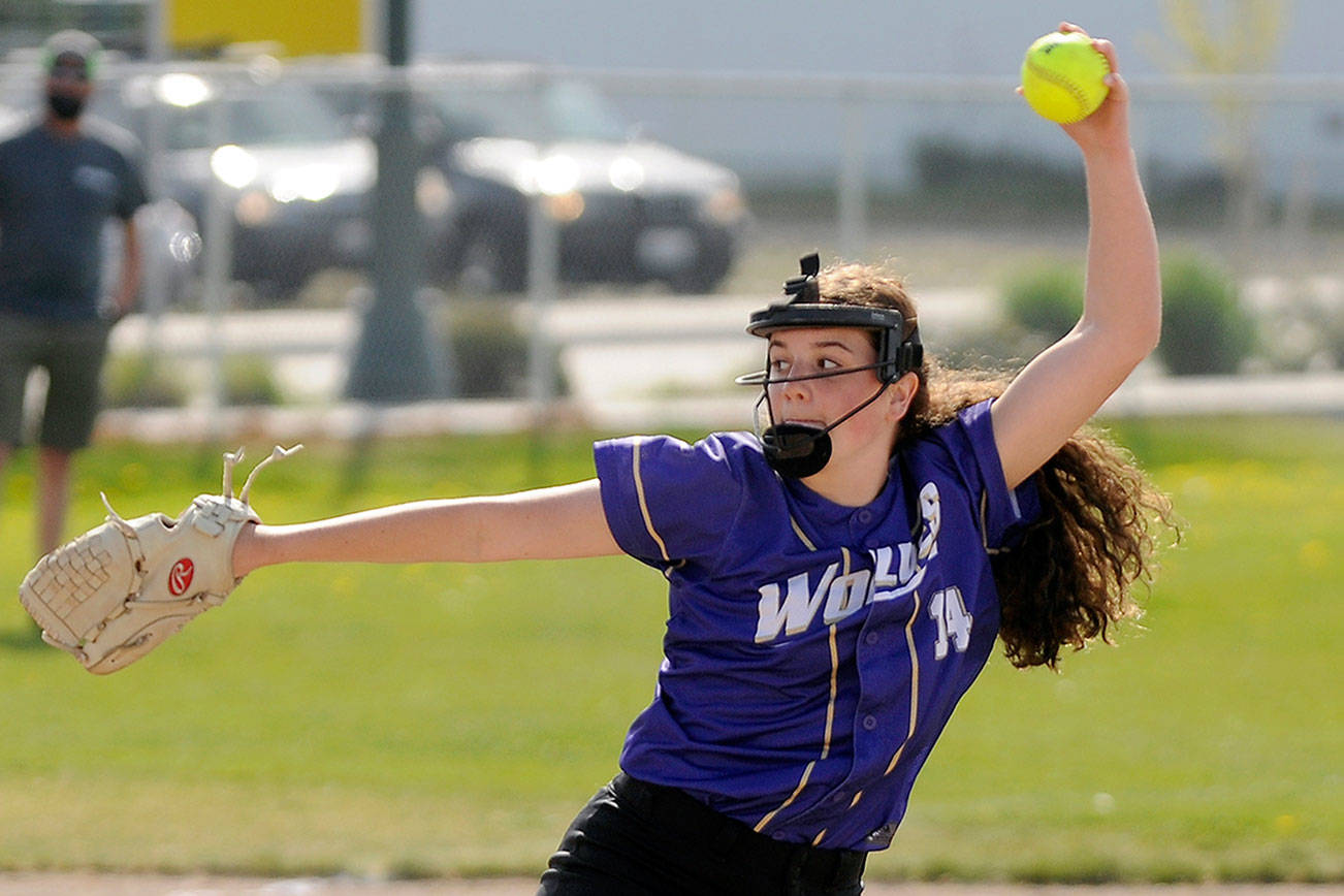 Sequim's Lainy Vig pitches during the Wolves' 6-2 win over North Kitsap on Wednesday. (Michael Dashiell/Olympic Peninsula News Group)