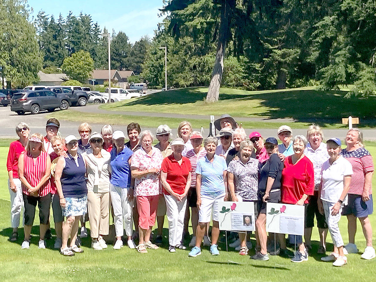 The women of the Sunland Golf and Country Club won the annual War of the Roses Major Tournament against the men last week. (Photo courtesy of Sunland Golf and Country Club)