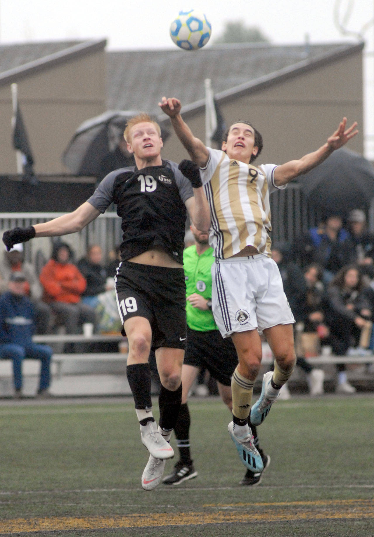 Wenatchee Valley’s Erik Owen, left, and Peninsula College’s Nicolas Hernandez fight for a header during a 2019 NWAC quarterfinal match. Hernandez, a super sophomore, returns for his third season with the Pirates this fall. (Keith Thorpe/Peninsula Daily News)