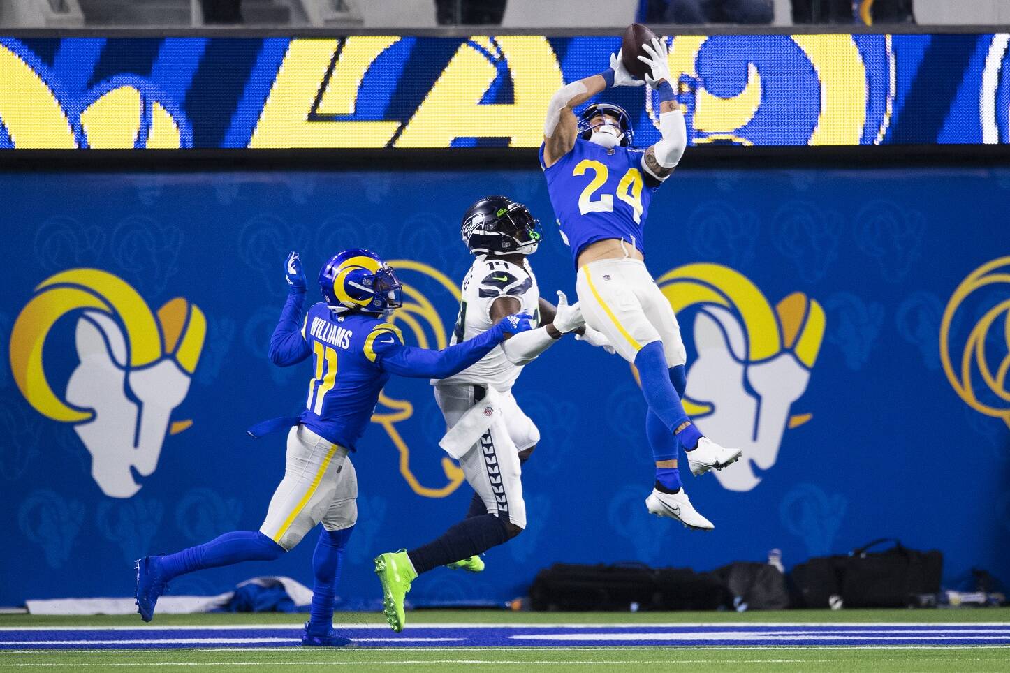 Los Angeles Rams safety Taylor Rapp (24) plays during an NFL football game  against the Buffalo Bills Sept. 8, 2022, in Inglewood, Calif. (AP  Photo/Denis Poroy Stock Photo - Alamy