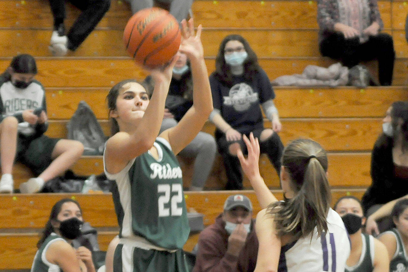 Michael Dashiell/Olympic Peninsula News Group
Port Angeles' Eve Burke earned all-state honors after guiding the Roughriders back to the Class 2A state tournament. Burke is the Peninsula Daily News' 2021-22 All-Peninsula Girls Basketball MVP.