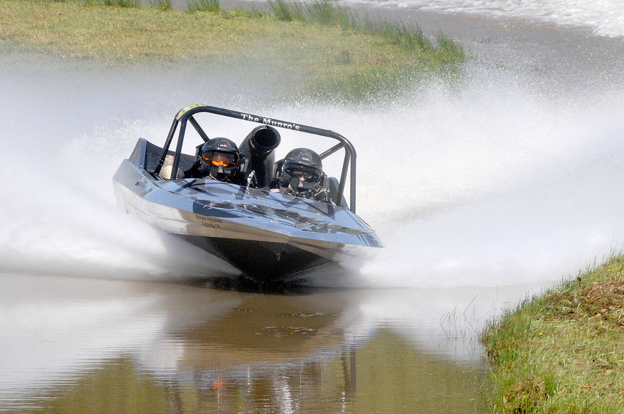 SPRINT BOAT RACING Kiwi Racing unlimited team wins third straight at