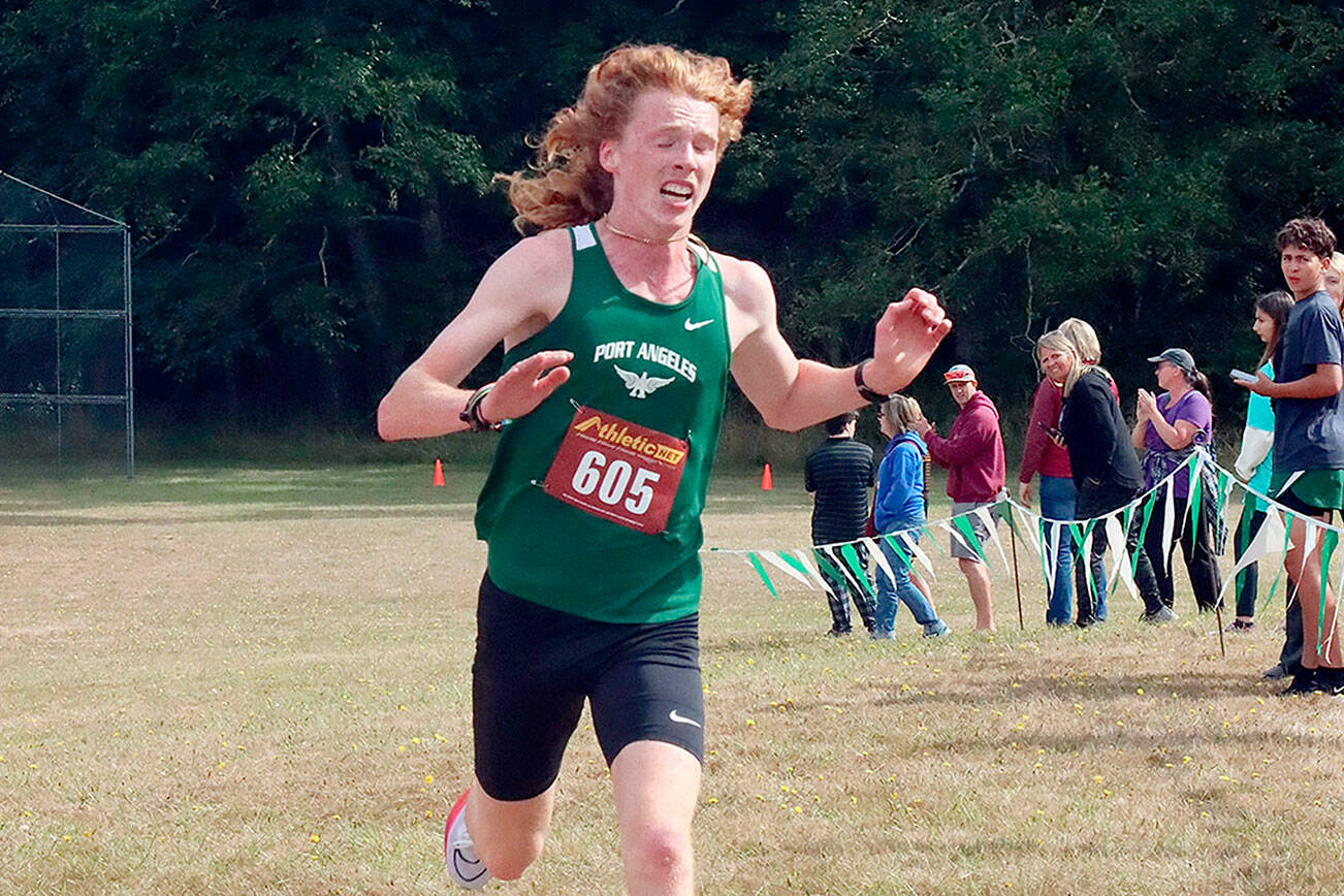 Port Angeles’ Jack Gladfelter wins the 44th Salt Creek Invitational held at Salt Creek County Park on Saturday. Gladfelter finished second last year. (Dave Logan/for Peninsula Daily News)