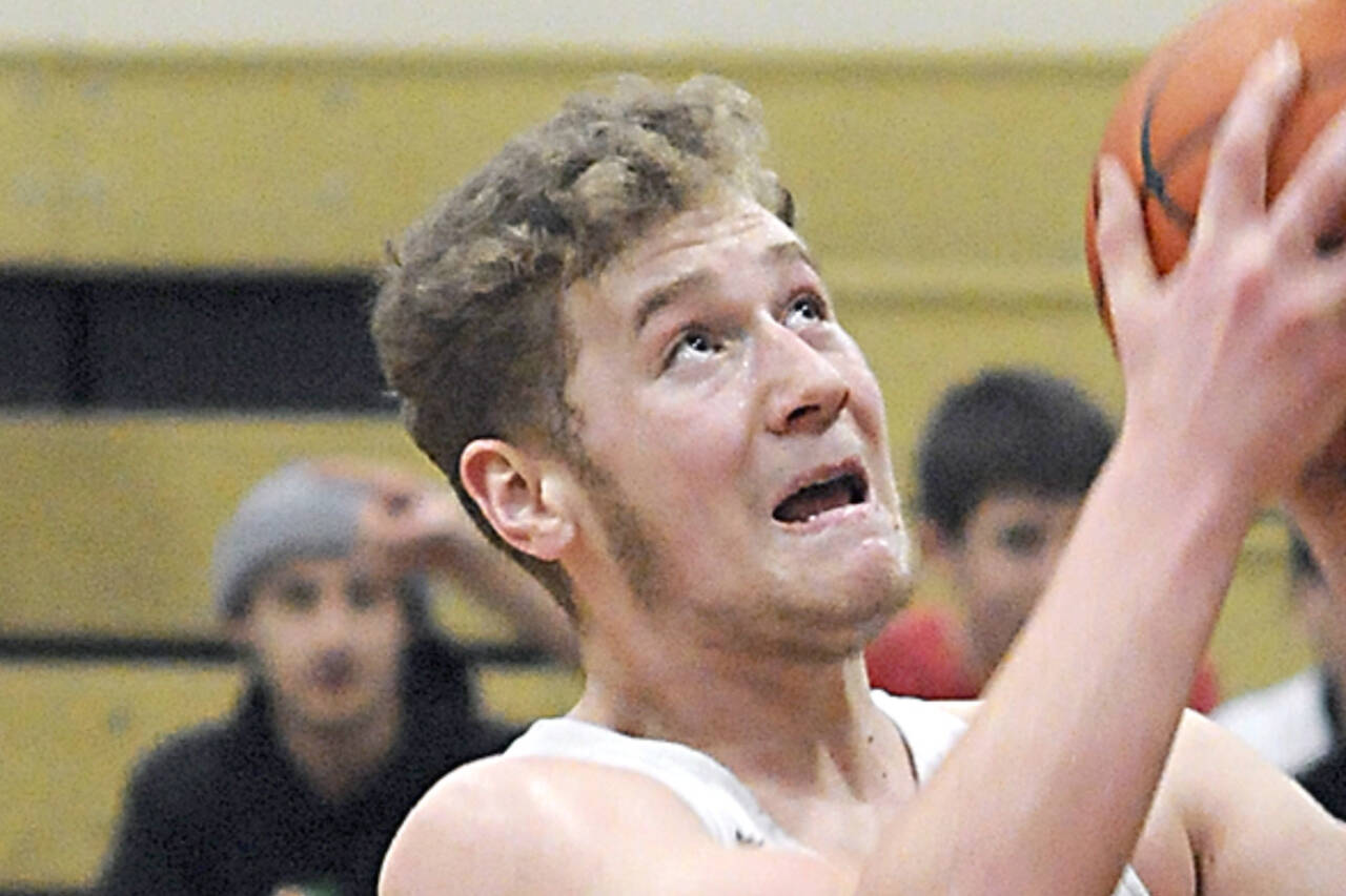 Isaiah Shamp, Port Angeles Basketball (Keith Thorpe/Peninsula Daily News)