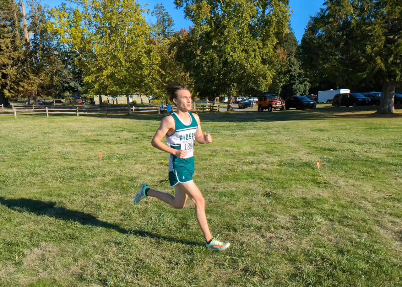 CROSS COUNTRY Port Angeles Sequim compete at Bainbridge meet