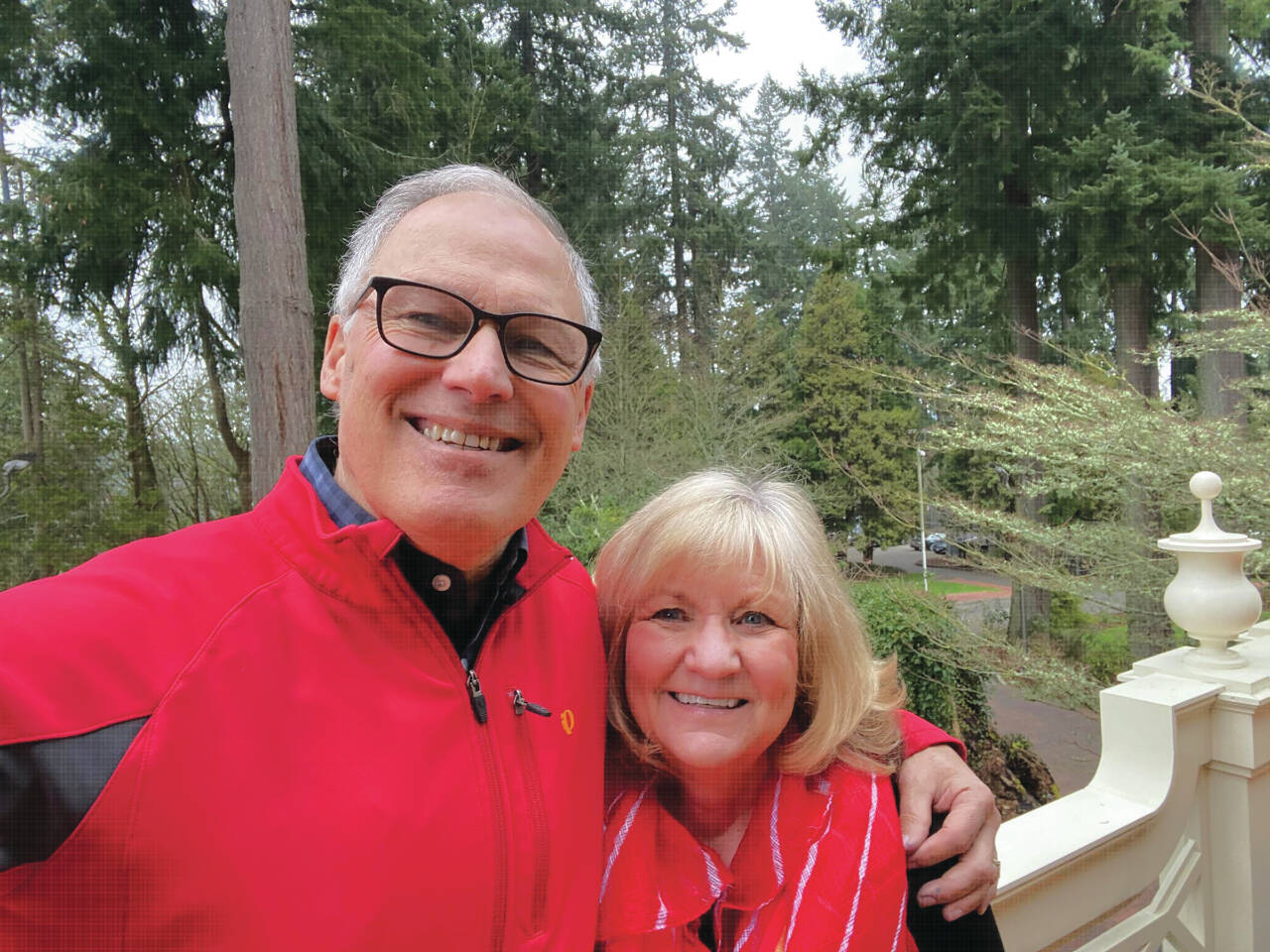 Jay and Trudi Inslee wear red for #WearRedDay to support women’s heart health in 2022. (Jay Inslee)