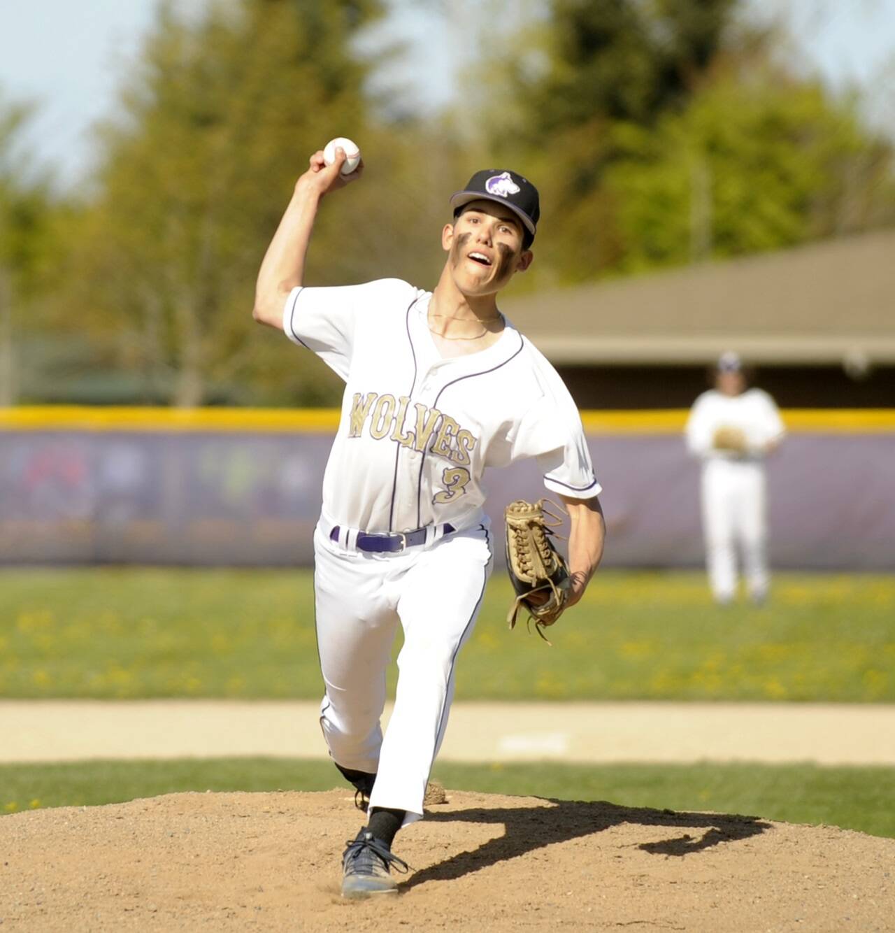 Sequim’s Ethan Staples pitches against Kingston on Friday. Staples allowed just five hits in the Wolves’ victory, their fourth straight. (Michael Dashiell/Olympic Peninsula News Group)