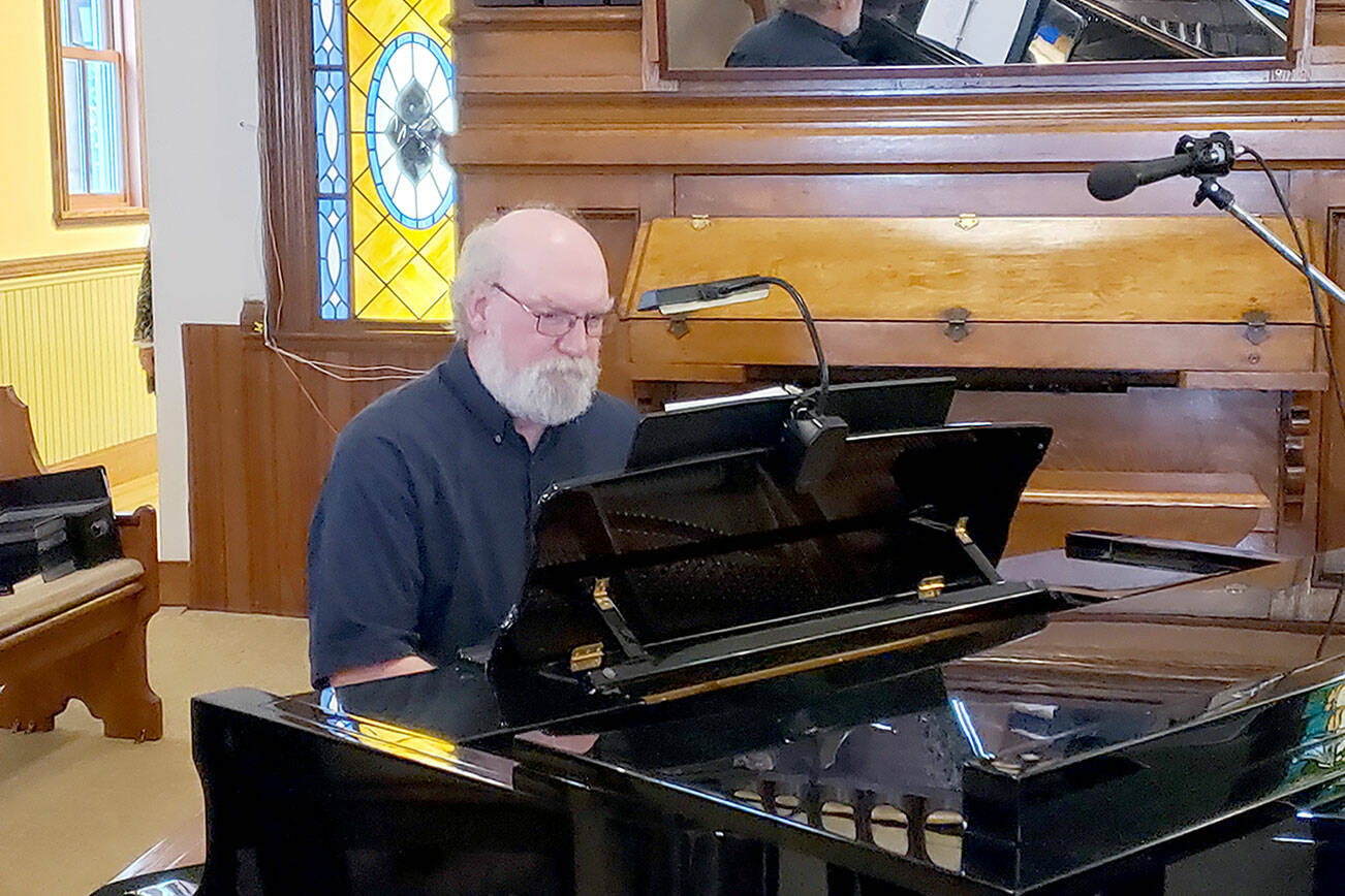 Jim Nyby, a singer and pianist, will perform at Candlelight Concerts on Thursday in Port Townsend.