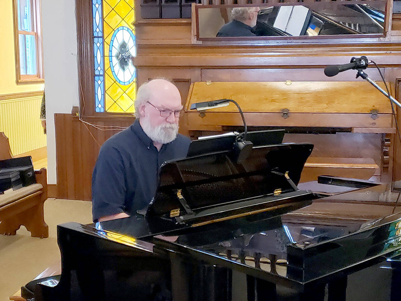 Jim Nyby, a singer and pianist, will perform at Candlelight Concerts on Thursday in Port Townsend.